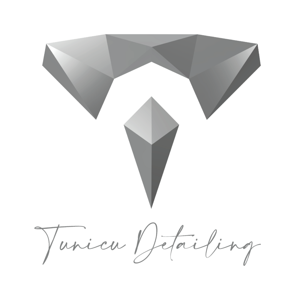 Tunicu Detailing